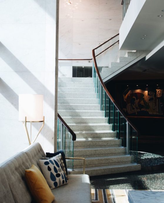 architecture-interieur-escalier-chic