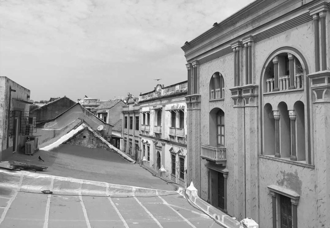 avant-apres-amenagement-terrasse-rooftop-restaurant - avant-03